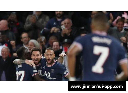 巴黎圣日耳曼战胜曼联梅西首次在欧冠中进球，展现超凡实力